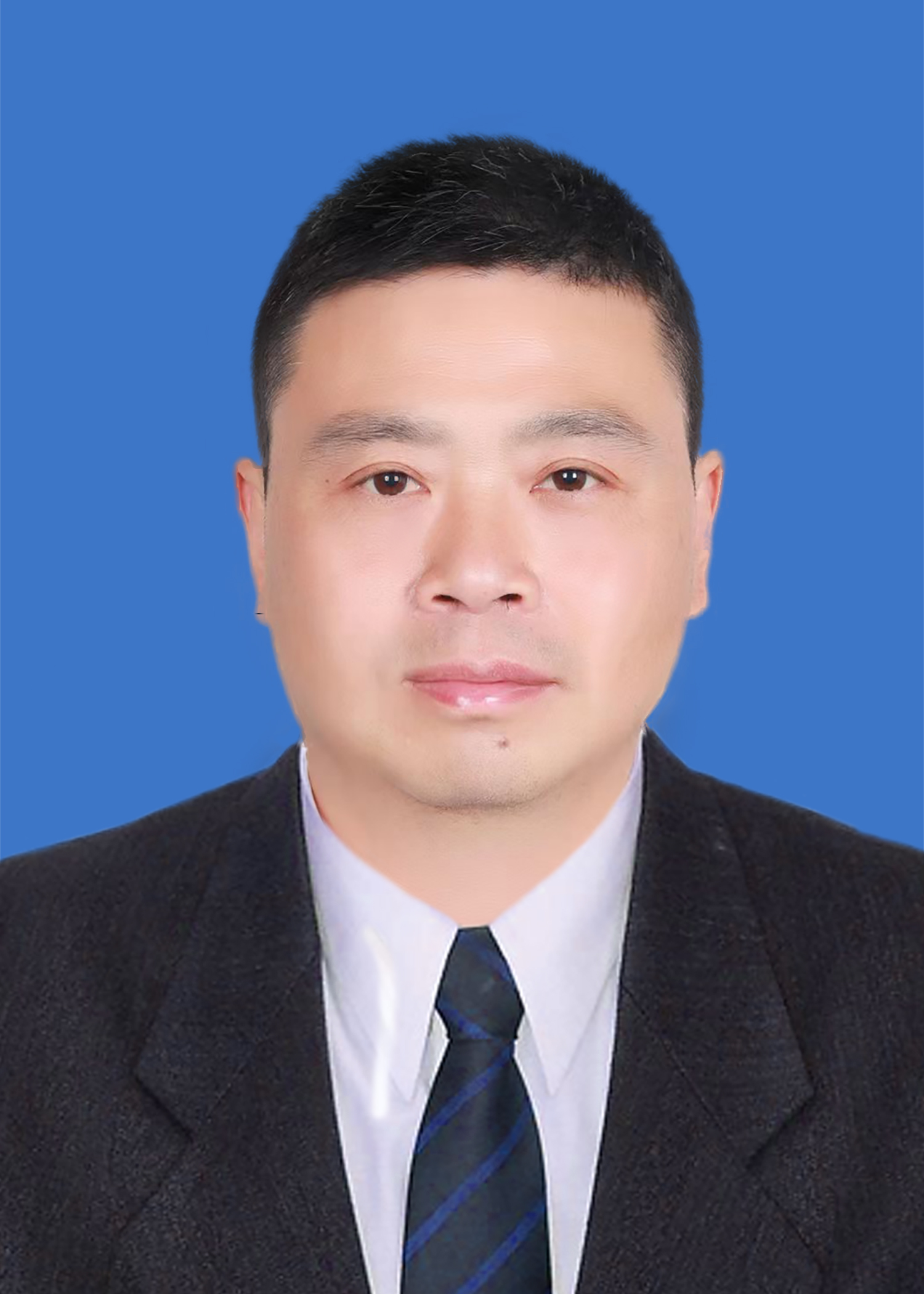 李骏